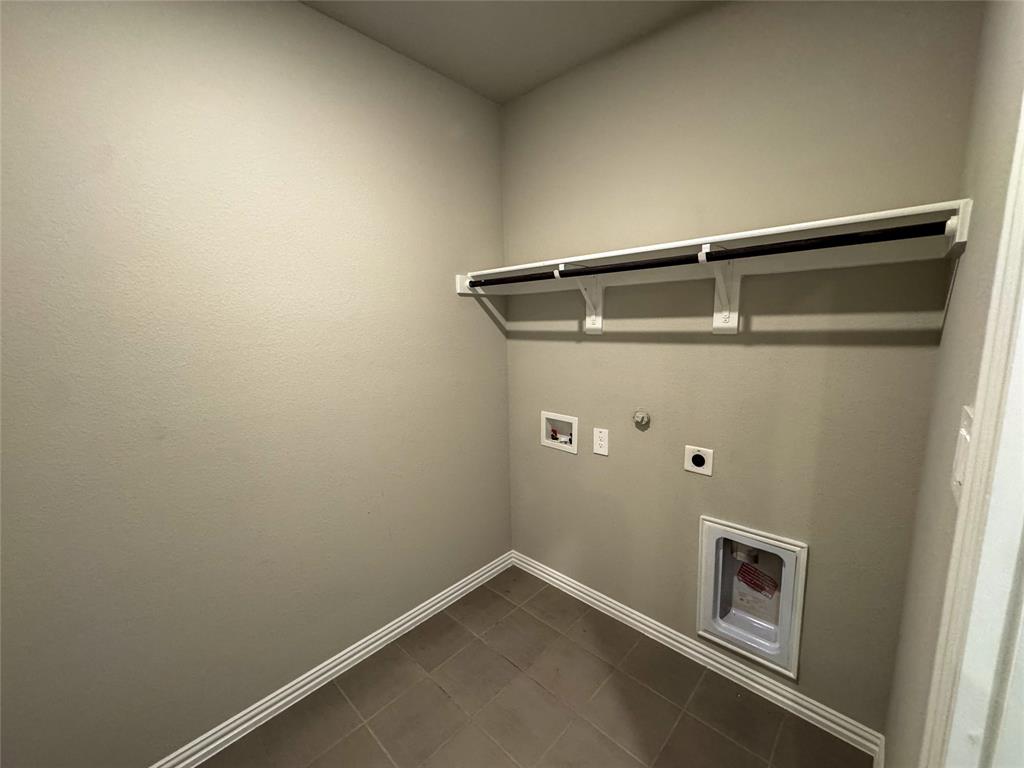 2110 Dunbar Drive Sherman, TX 75092 - Photo 19 of 22 a view of room