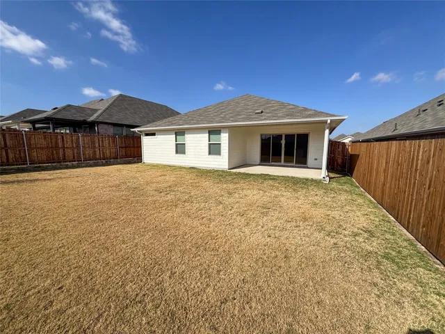 $2,050 | 2110 Dunbar Drive, Sherman, TX 75092