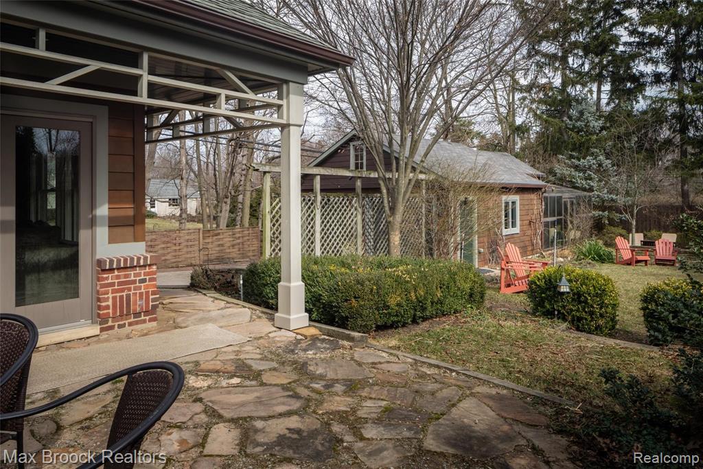 41 Ridge Road Pleasant Ridge, MI 48069 - Photo 36 of 43
