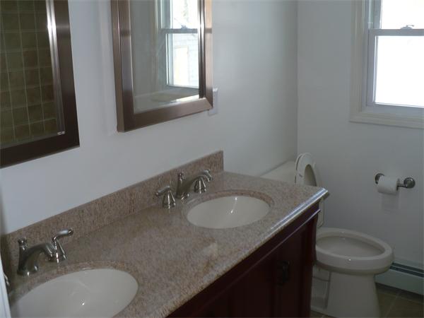 29 Conlin Road Oxford, MA 01540 - Photo 5 of 12 Gallery Image 5