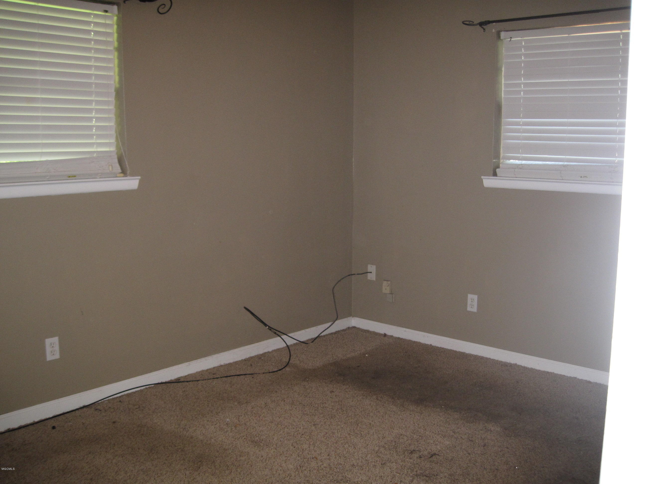 8304 Barron Road Moss Point, MS 39562 - Photo 4 of 8 IMG_2883