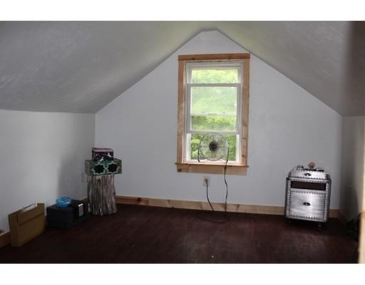 8 Bolton Road Clinton, MA 01510 - Photo 18 of 25 Gallery Image 18