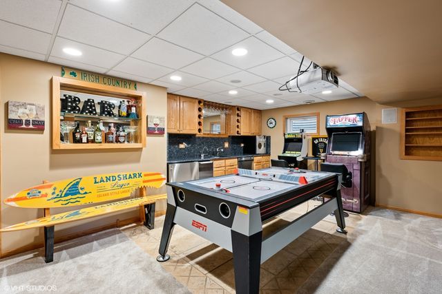 $420,000 | 366 North Fiore Parkway, Vernon Hills, IL 60061