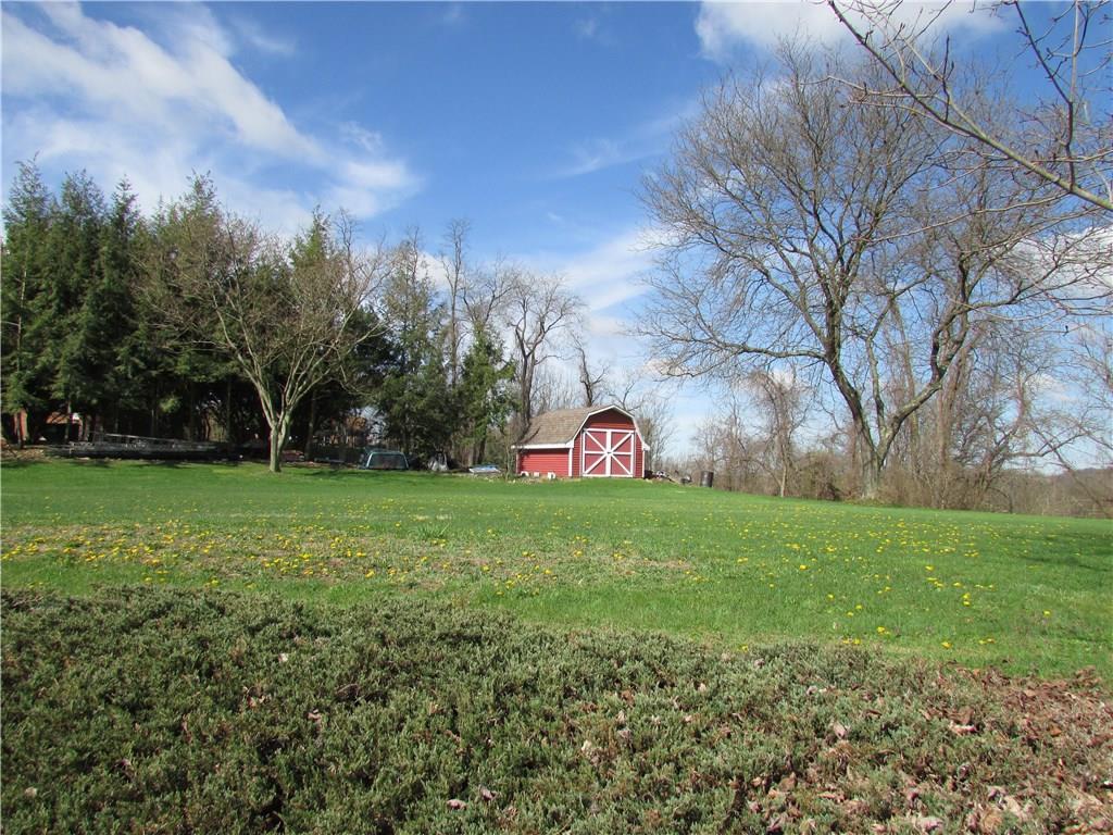 2508 Ridge Road Elizabeth, PA 15037 - Photo 5 of 25 Yard. Over 0.71 acre lot
