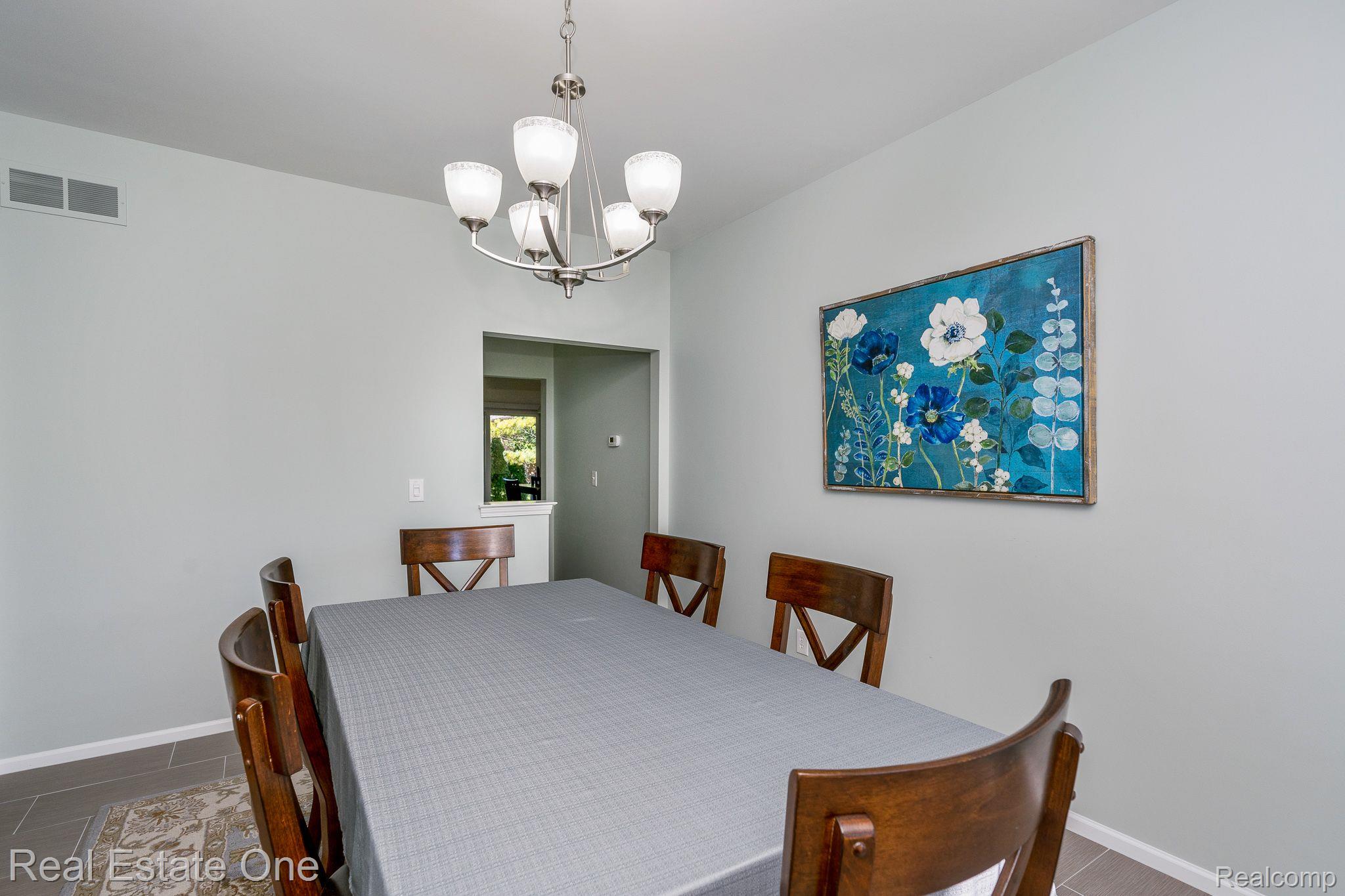 1143 Waycroft Lane Rochester, MI 48307 - Photo 7 of 54 Gallery Image 7