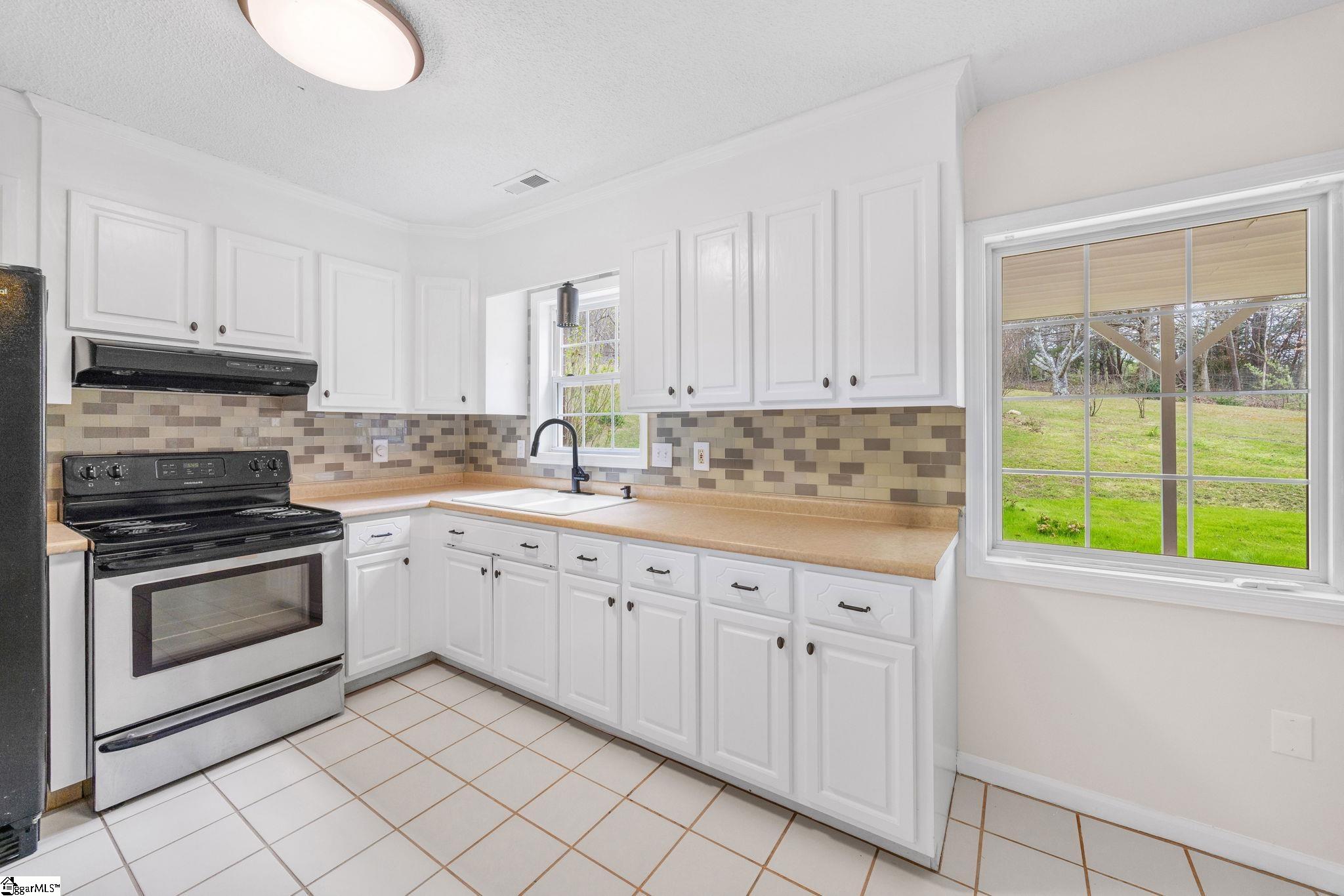 174 Turpin Drive Easley, SC 29640 - Photo 12 of 45