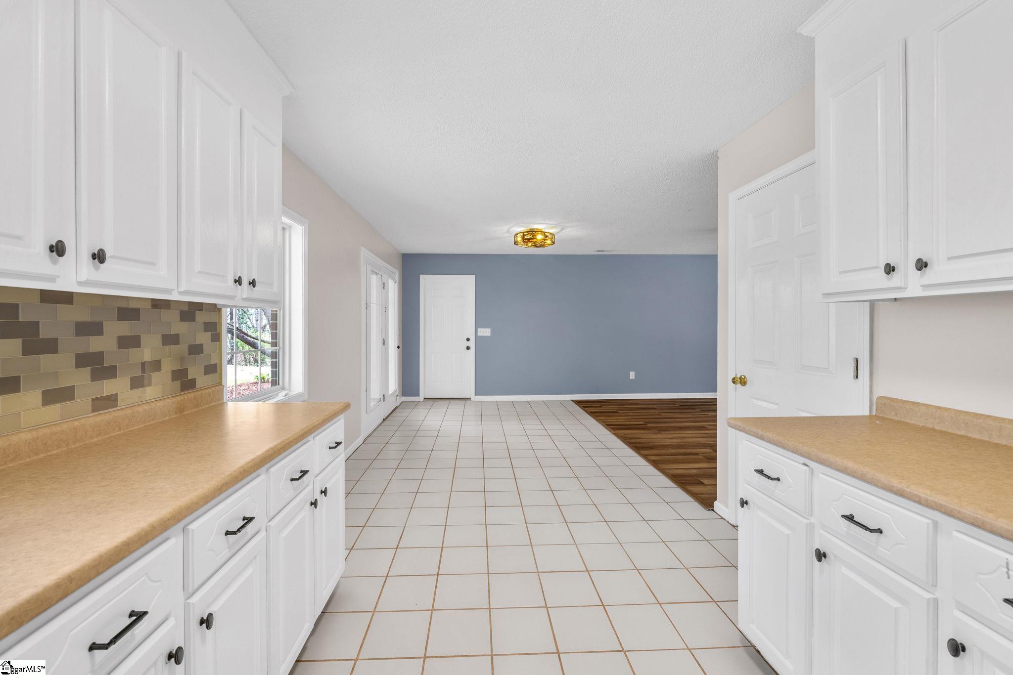 174 Turpin Drive Easley, SC 29640 - Photo 14 of 45