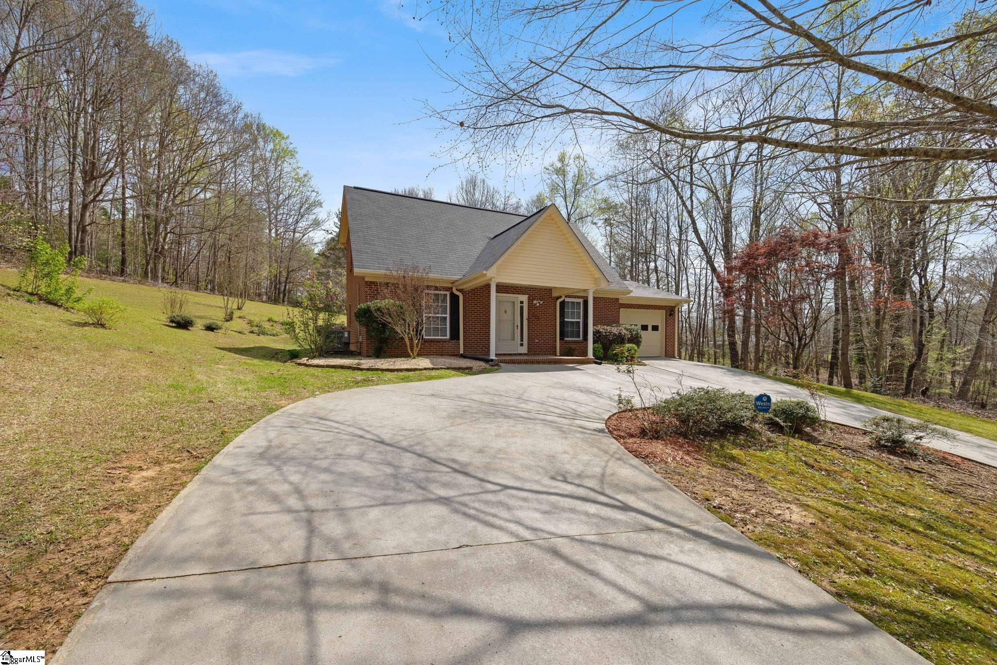 174 Turpin Drive Easley, SC 29640 - Photo 28 of 45