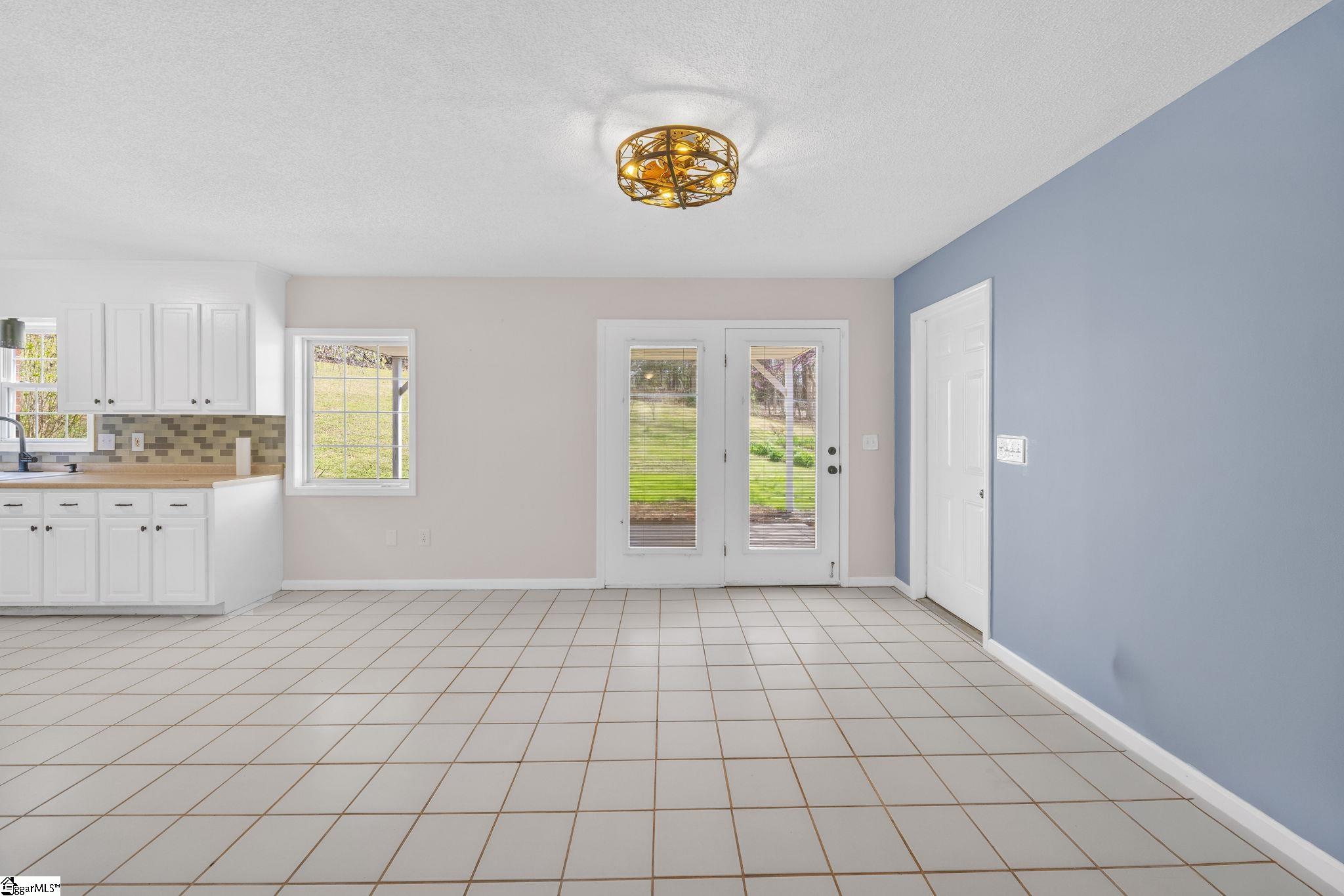 174 Turpin Drive Easley, SC 29640 - Photo 9 of 45