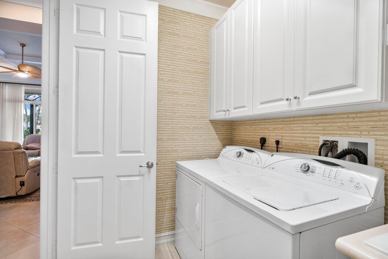 9143 Ribbons Ridge Point Boynton Beach, FL 33473 - Photo 33 of 50 Laundry Room