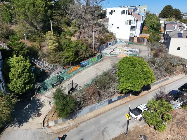 $1,100,000 | 400 Franconia Street, San Francisco, CA 94110