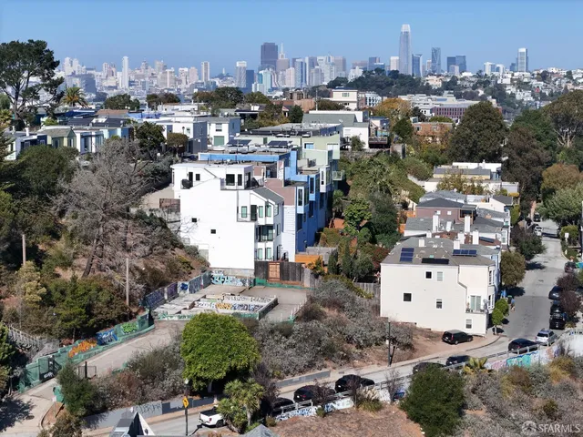 $1,100,000 | 400 Franconia Street, San Francisco, CA 94110