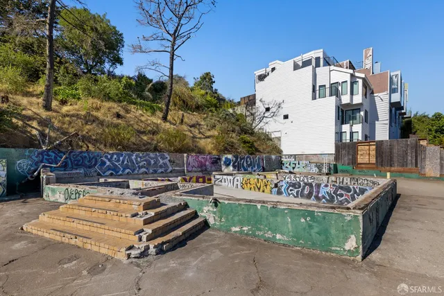 $1,100,000 | 400 Franconia Street, San Francisco, CA 94110