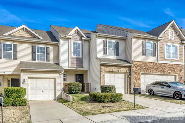 $1,900 | 14419 Glendon Hall Lane, Charlotte, NC 28262