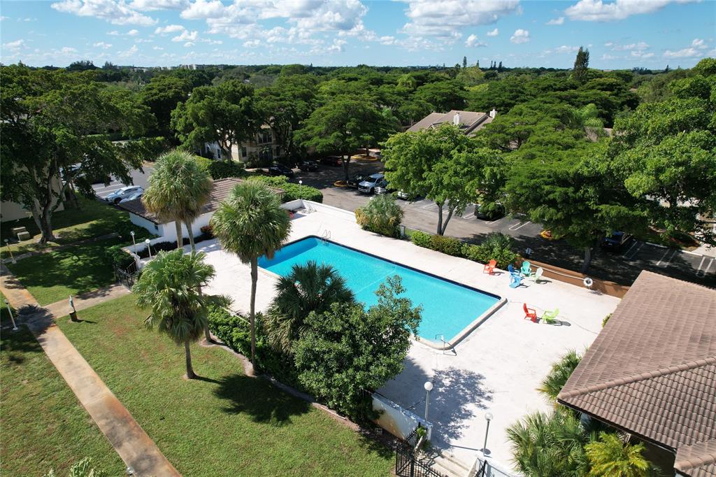 2710 Riverside Drive, Unit 201 Coral Springs, FL 33065 - Photo 34 of 37 an aerial view of a house
