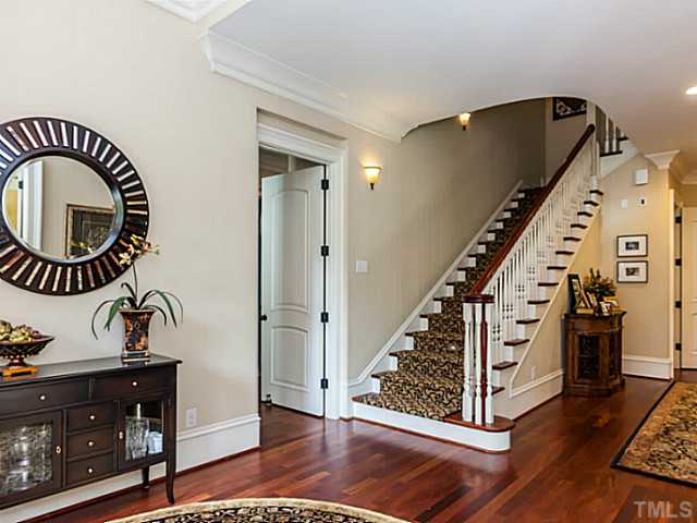 2121 Buckingham Road Raleigh, NC 27607 - Photo 2 of 25