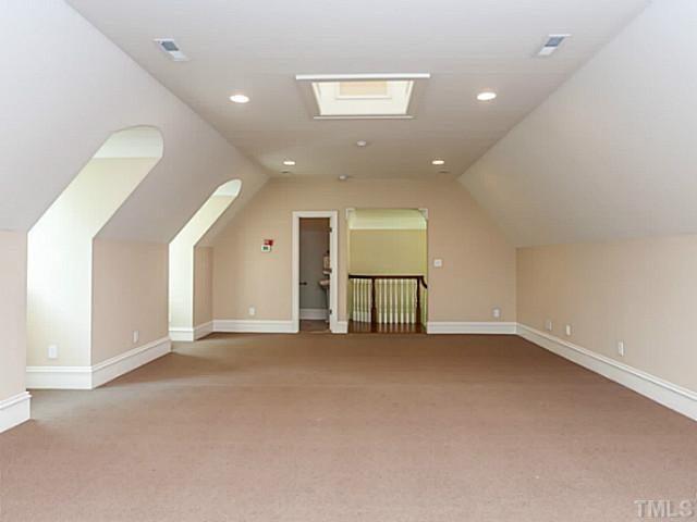 2121 Buckingham Road Raleigh, NC 27607 - Photo 17 of 25