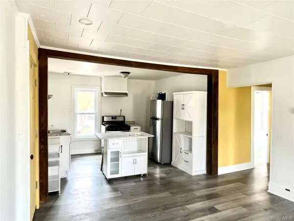 $1,350 | 12 Church Street, Unit 4, Livingston Manor, NY 12758