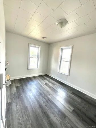 $1,350 | 12 Church Street, Unit 4, Livingston Manor, NY 12758