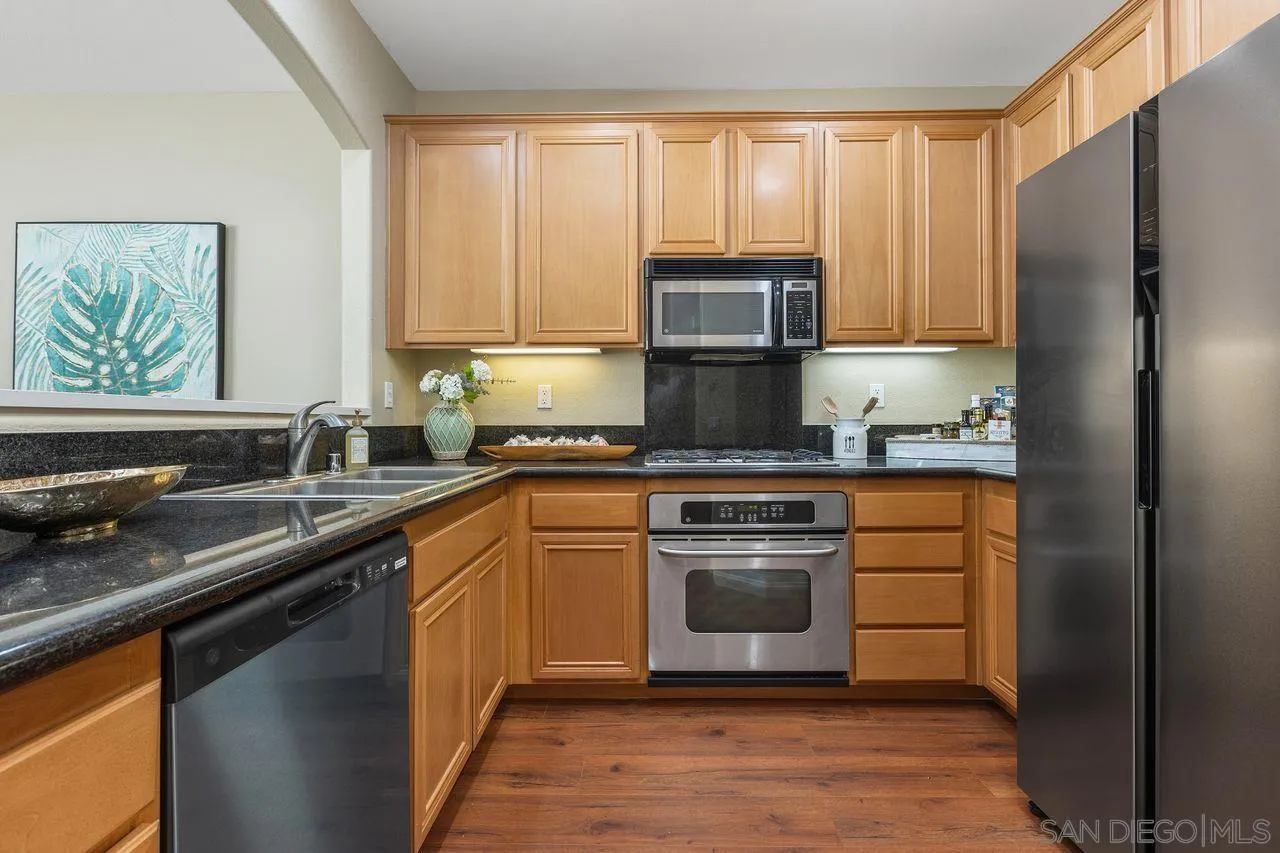 16913 New Rochelle Way, Unit 83 San Diego, CA 92127 - Photo 14 of 41