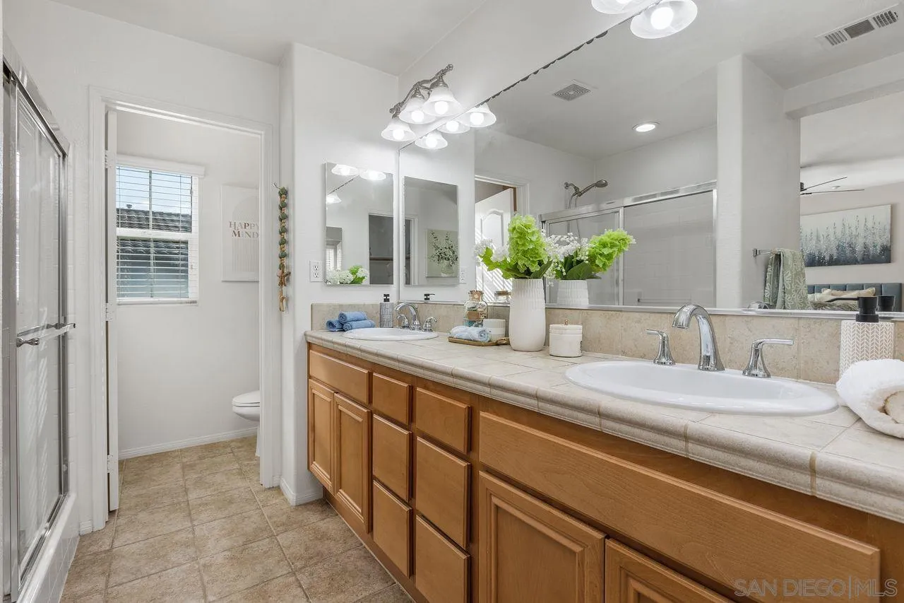 16913 New Rochelle Way, Unit 83 San Diego, CA 92127 - Photo 26 of 41