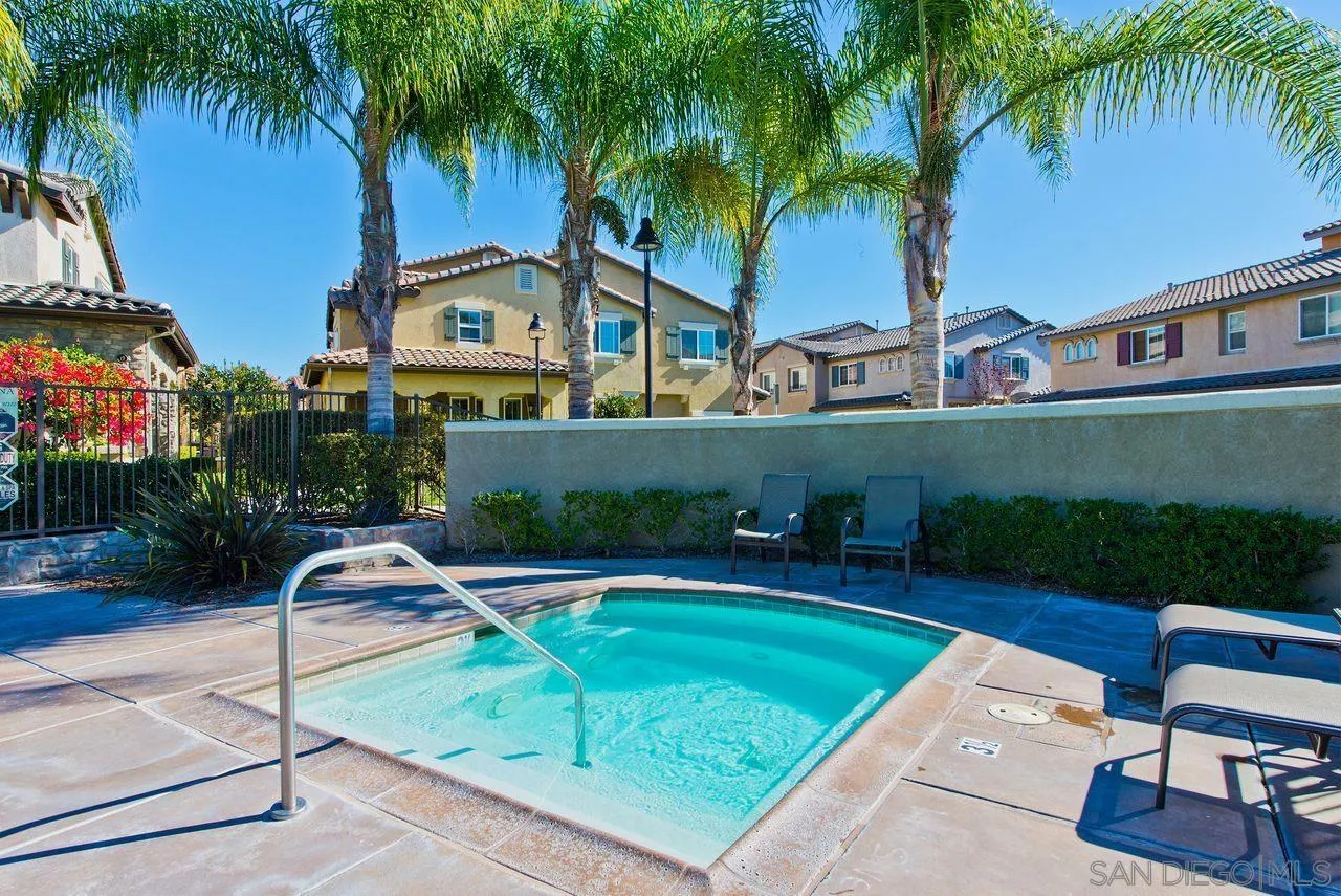 16913 New Rochelle Way, Unit 83 San Diego, CA 92127 - Photo 39 of 41