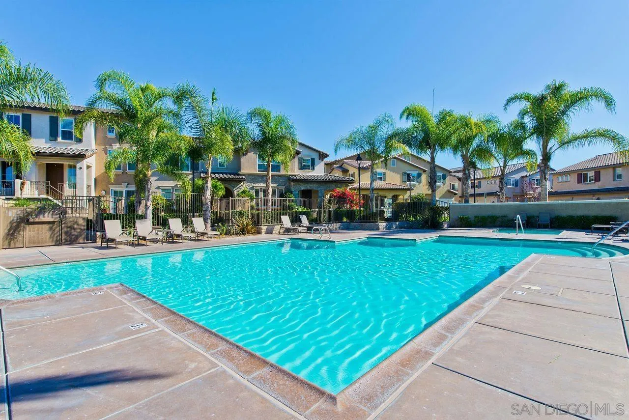 16913 New Rochelle Way, Unit 83 San Diego, CA 92127 - Photo 40 of 41