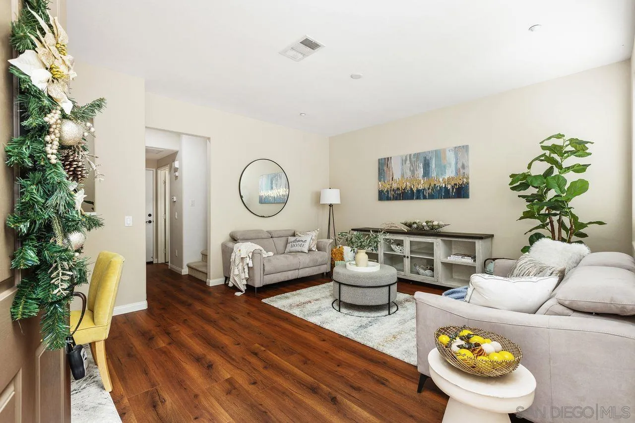 16913 New Rochelle Way, Unit 83 San Diego, CA 92127 - Photo 6 of 41