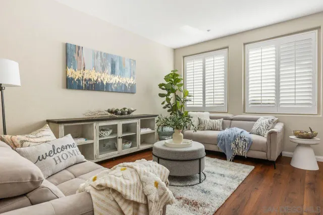 $900,000 | 16913 New Rochelle Way, Unit 83, San Diego, CA 92127