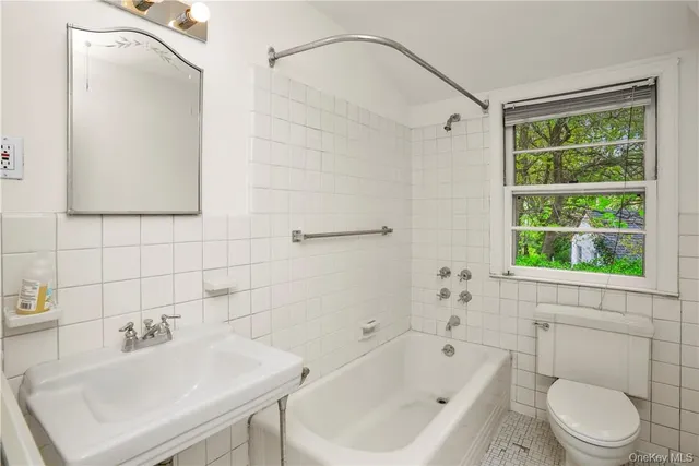 $8,250 | 6 Wildway, Bronxville, NY 10708