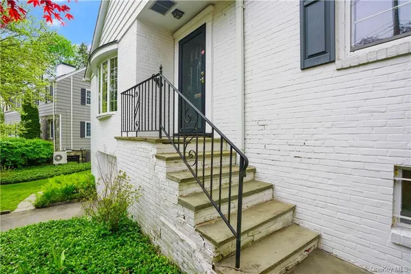 $7,950 | 6 Wildway, Bronxville, NY 10708