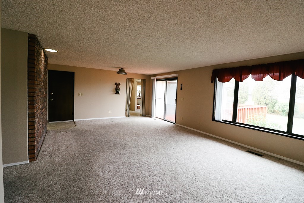 667 Spencer Road Toledo, WA 98591 - Photo 6 of 24 Gallery Image 6