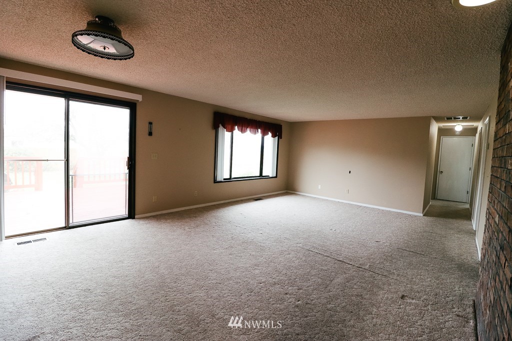 667 Spencer Road Toledo, WA 98591 - Photo 7 of 24 Gallery Image 7