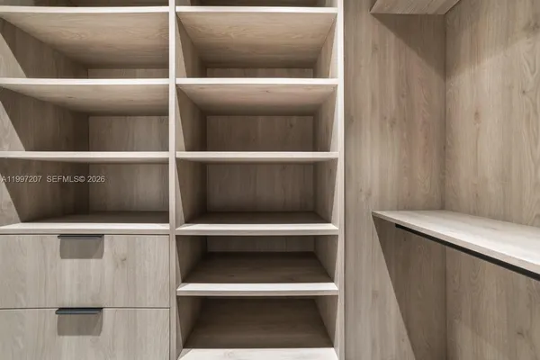 $25,000 | 19721 Northeast 23rd Avenue, Miami, FL 33180