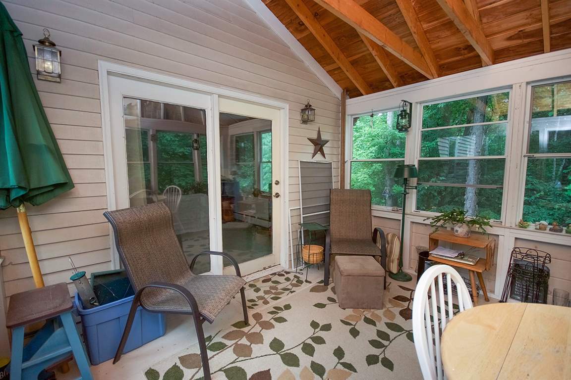 17 School House Road Sandown, NH 03873 - Photo 21 of 40