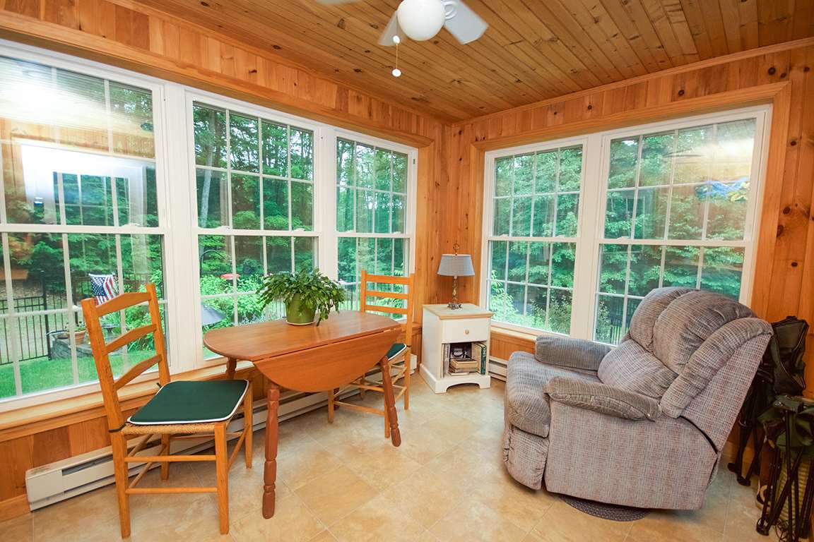 17 School House Road Sandown, NH 03873 - Photo 29 of 40