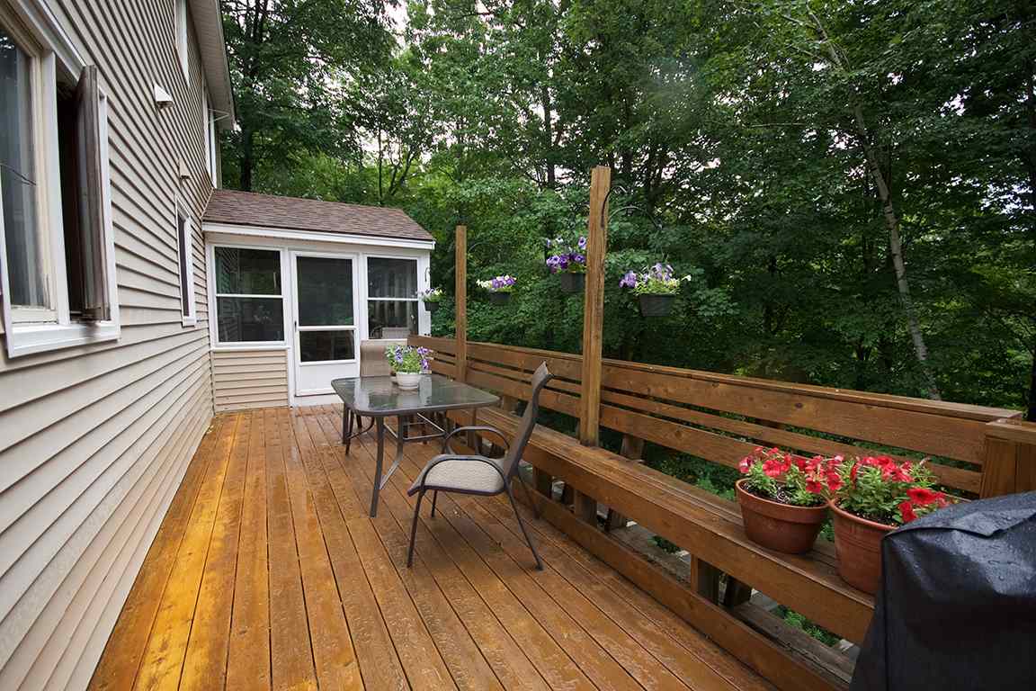 17 School House Road Sandown, NH 03873 - Photo 39 of 40
