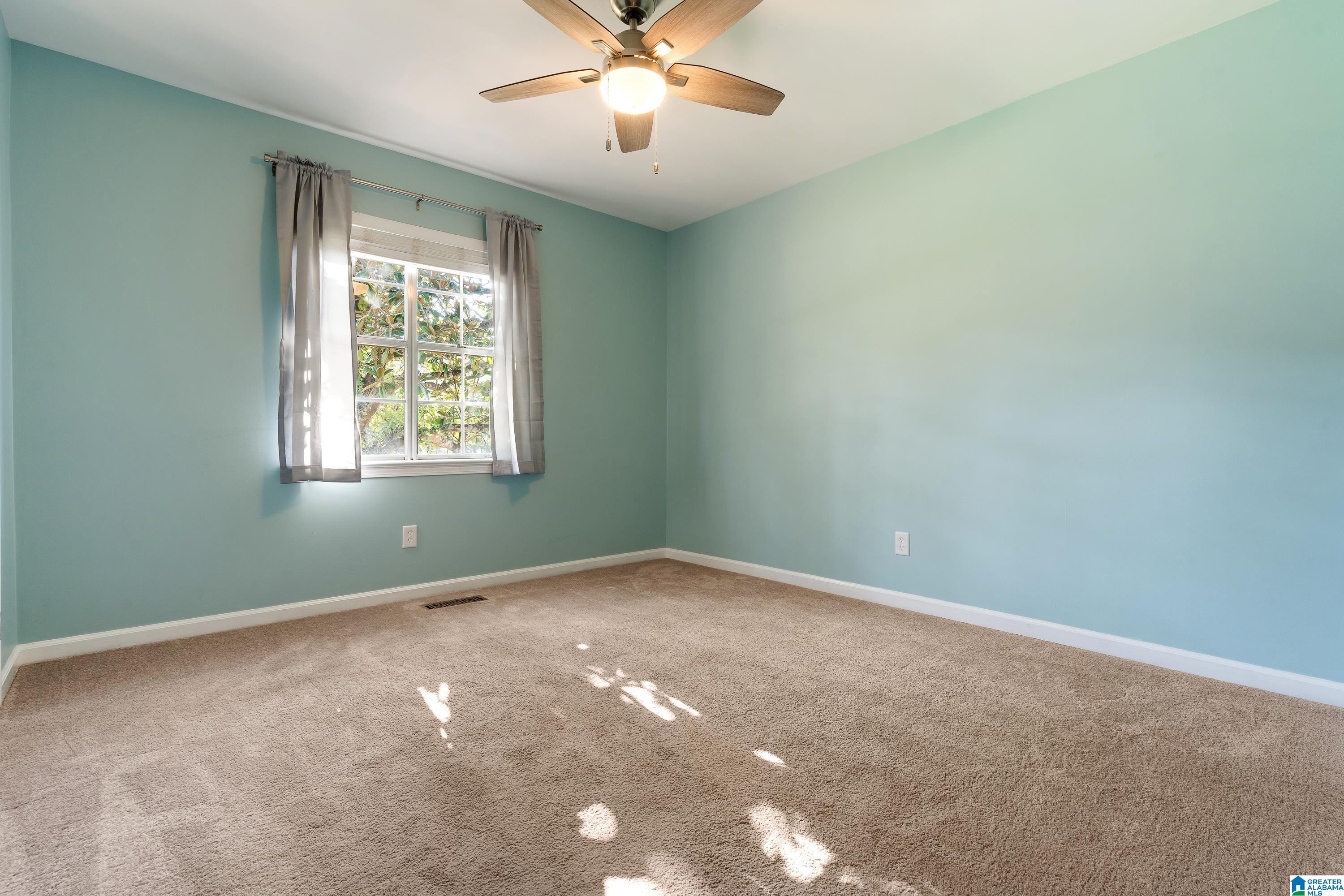 928 Willow Bend Road Pelham, AL 35124 - Photo 16 of 50