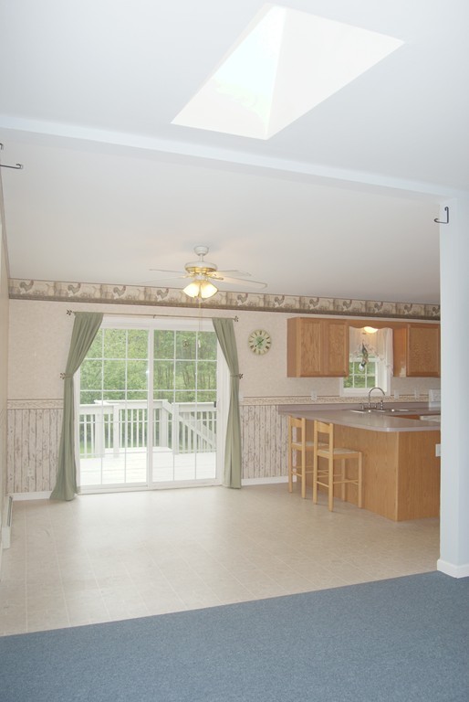 2 Stoddard Road North Brookfield, MA 01535 - Photo 10 of 27