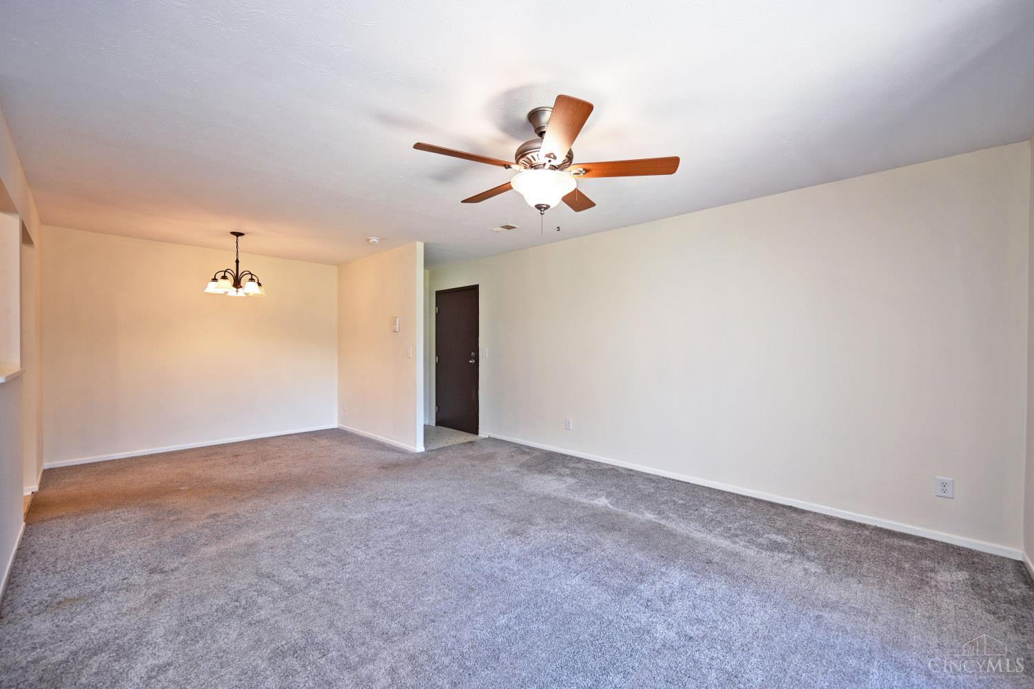 539 Davis Road, Unit 1 Cincinnati, OH 45255 - Photo 9 of 37 Gallery Image 9