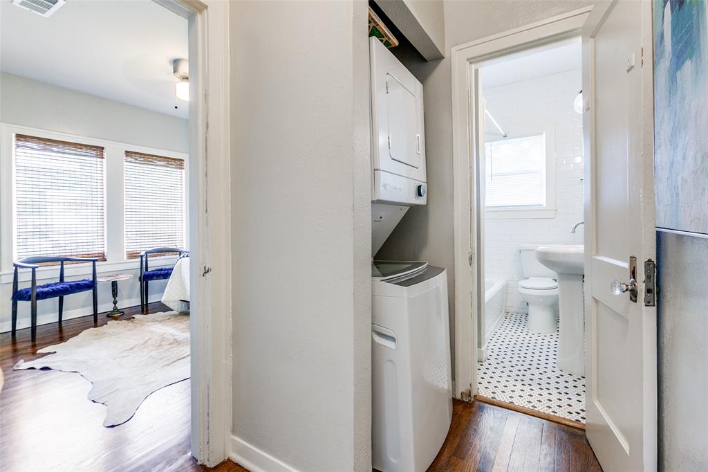 735 West Page Avenue Dallas, TX 75208 - Photo 9 of 16