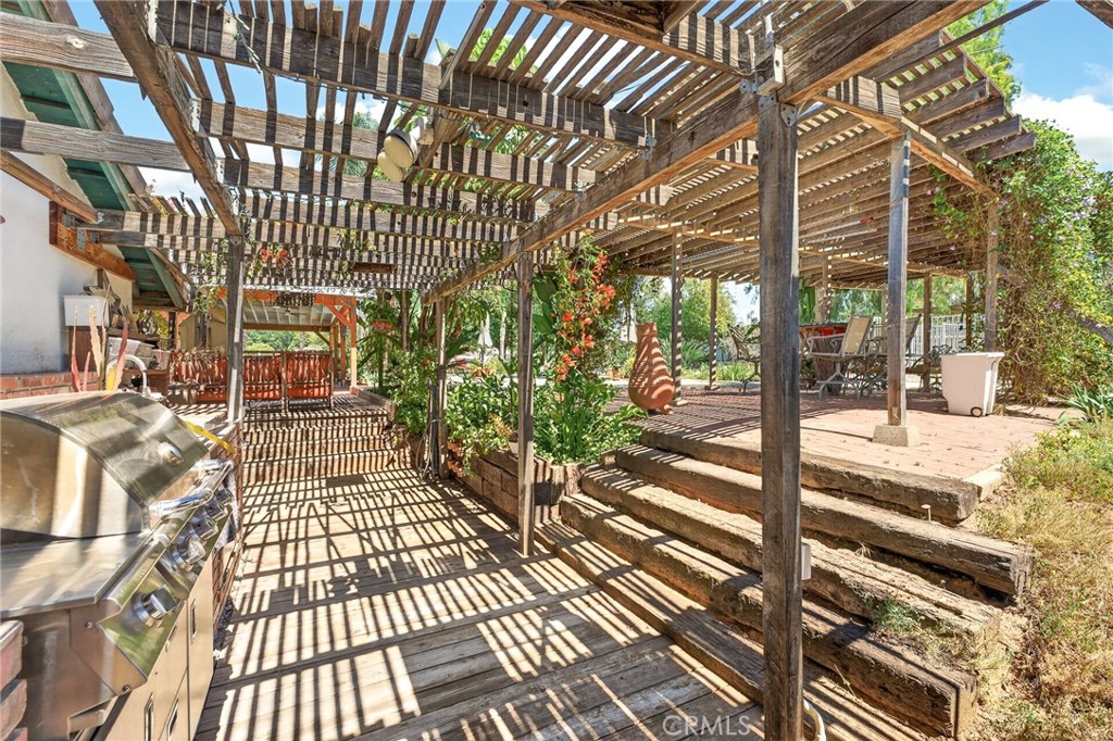 15091 Golden Star Avenue Riverside, CA 92506 - Photo 46 of 55
