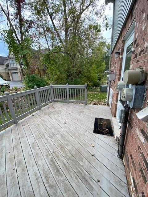 27784 Reo Road, Unit 6 Grosse Ile, MI 48138 - Photo 34 of 38