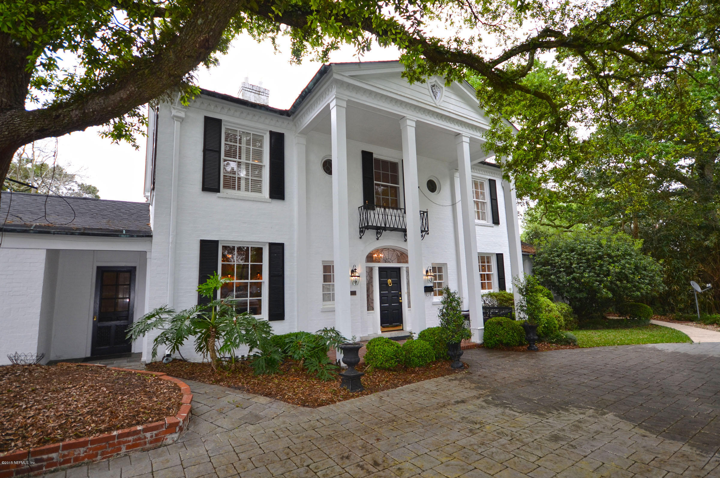 Timeless Southern elegance