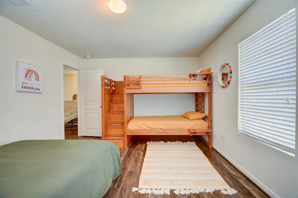 $2,303 | 6807 Alum Rock Lane, Houston, TX 77048