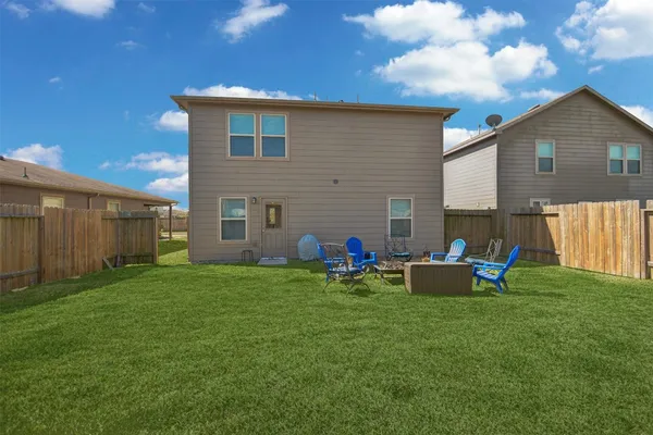 $2,303 | 6807 Alum Rock Lane, Houston, TX 77048