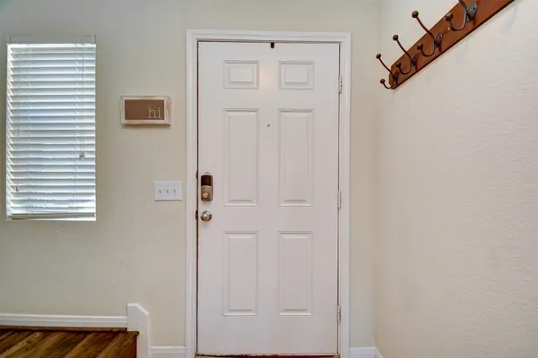 $2,303 | 6807 Alum Rock Lane, Houston, TX 77048