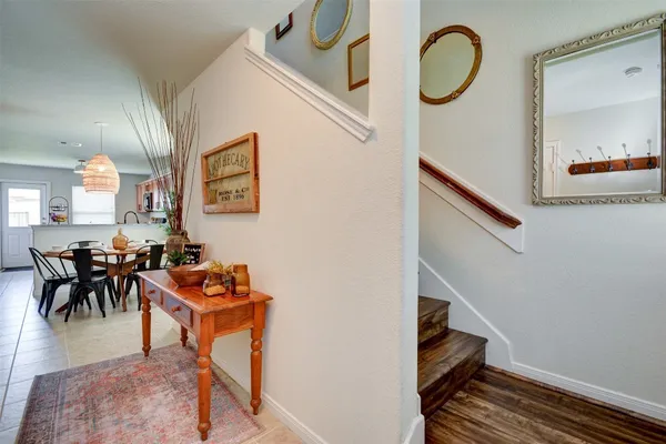 $2,303 | 6807 Alum Rock Lane, Houston, TX 77048