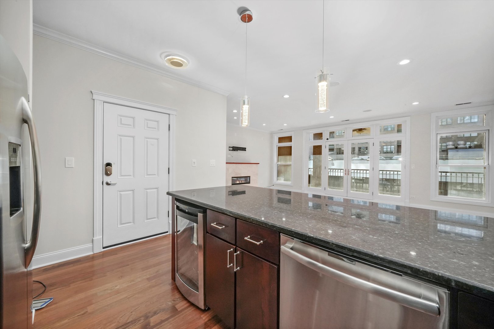 39 North Morgan Street, Unit 2 Chicago, IL 60607 - Photo 11 of 31