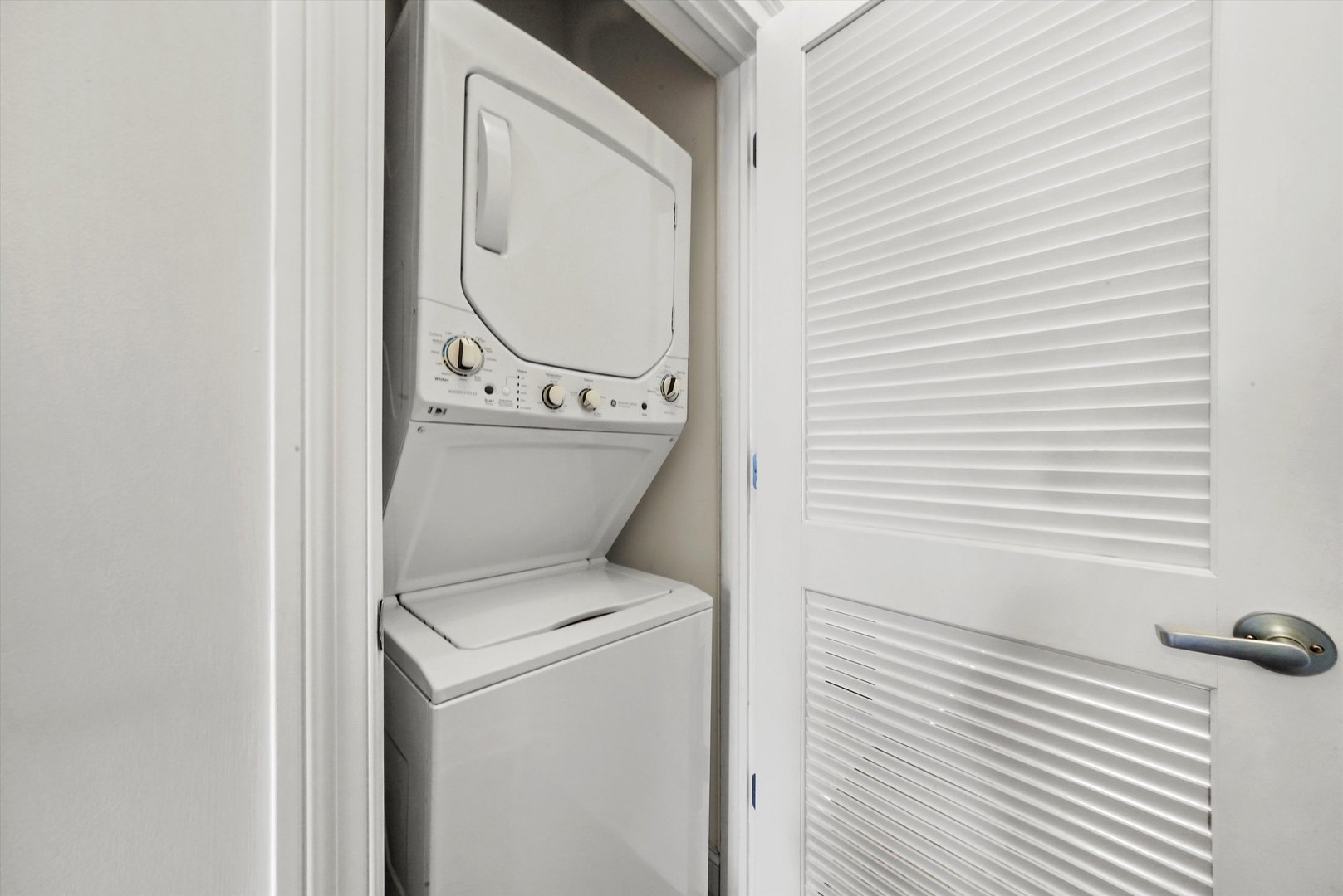 39 North Morgan Street, Unit 2 Chicago, IL 60607 - Photo 28 of 31